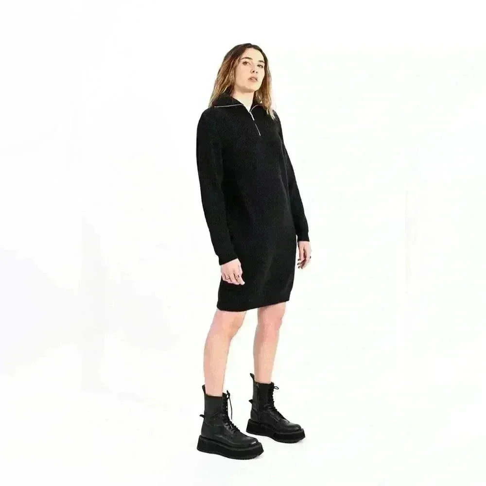 NWT lili sidonio black sweater dress small